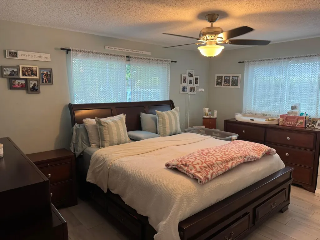 60 NE 46th Street Oakland Park FL 33334