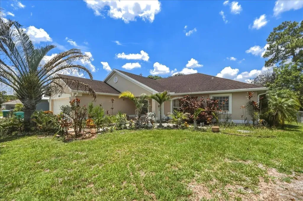 2418 SW Bayshore Boulevard Port St Lucie FL 34984