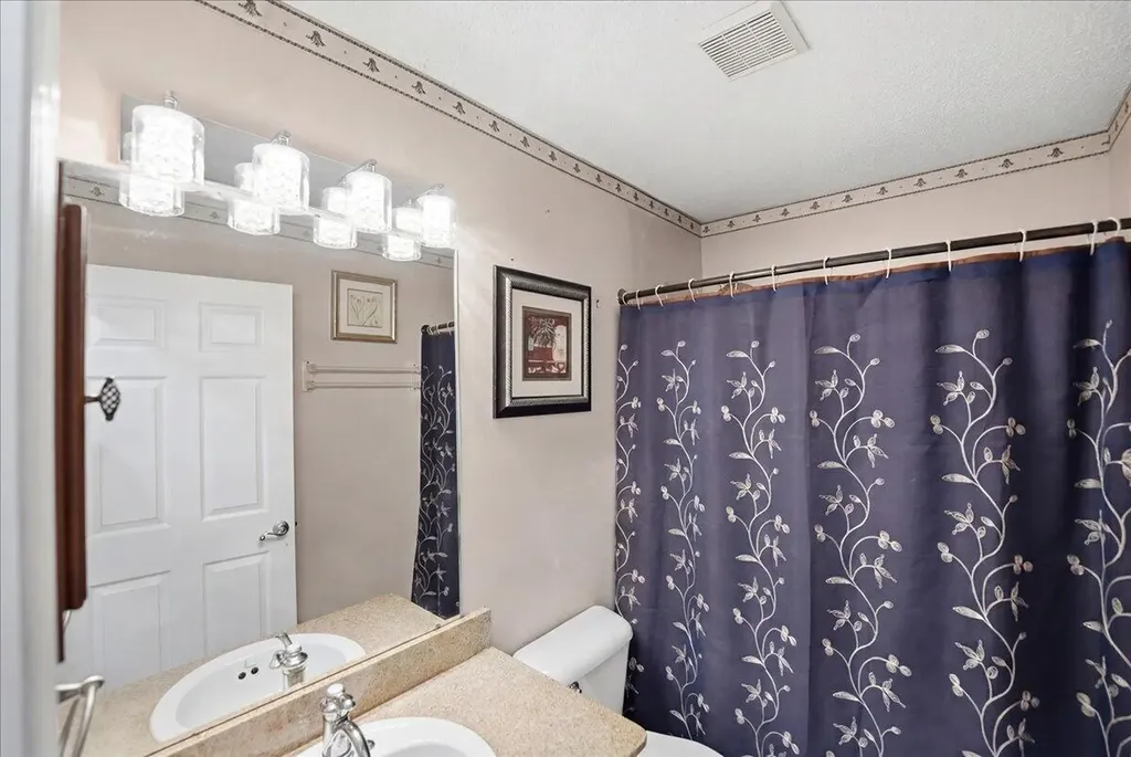 2418 SW Bayshore Boulevard Port St Lucie FL 34984