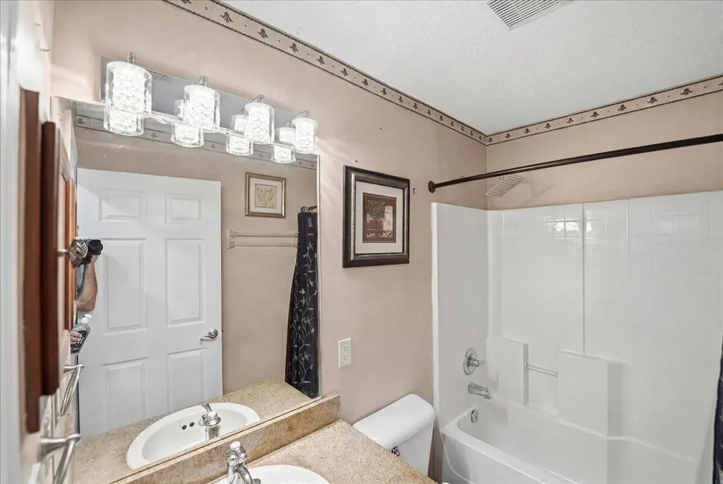 2418 SW Bayshore Boulevard Port St Lucie FL 34984