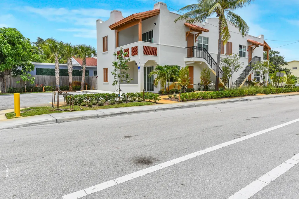 129 S K Street Lake Worth FL 33460