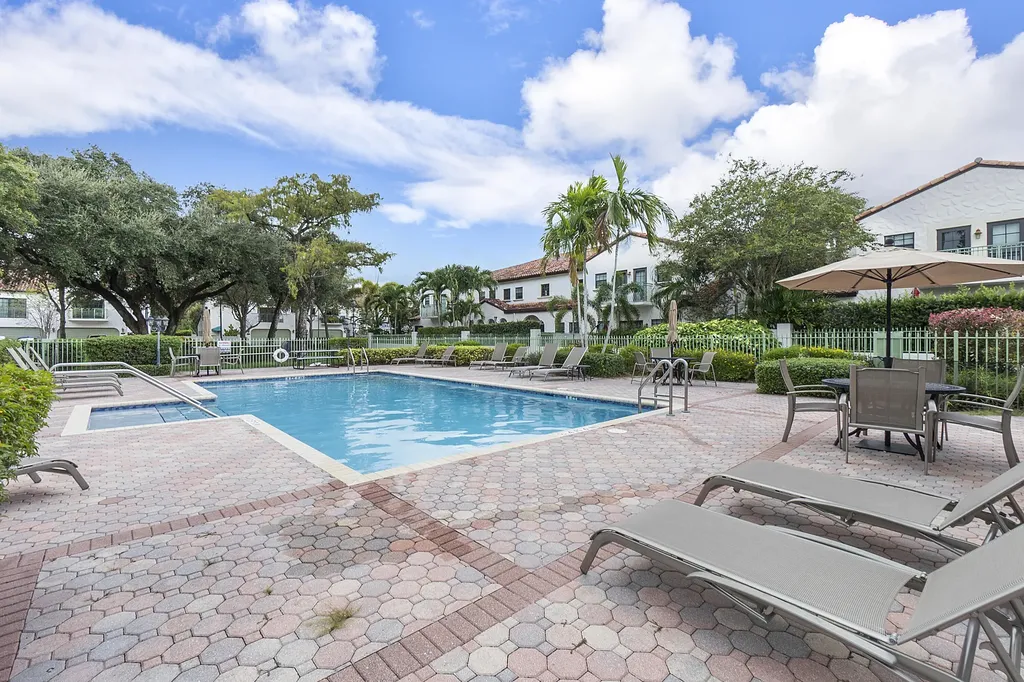 2932 Hidden Harbour Court Dania Beach FL 33312