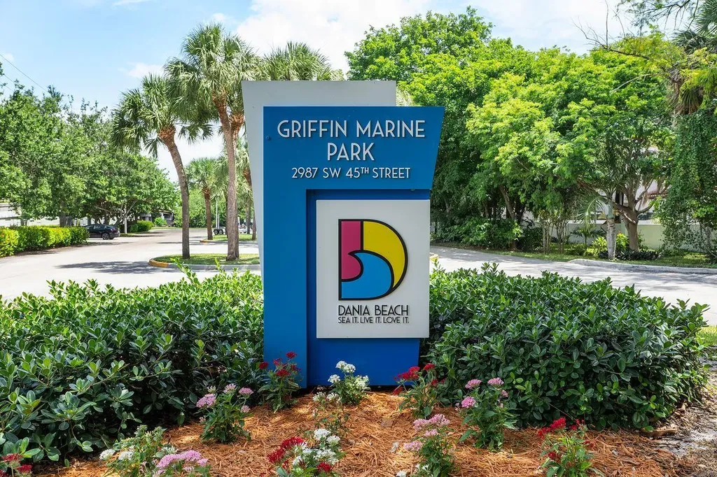 2932 Hidden Harbour Court Dania Beach FL 33312