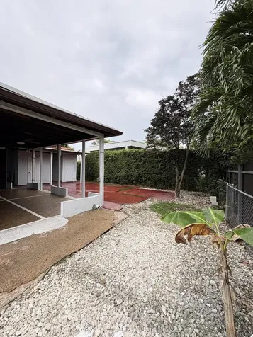 3520 SW 20th Street Miami FL 33145