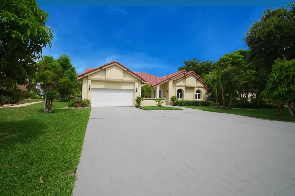 6300 NW 60th Way Parkland FL 33067