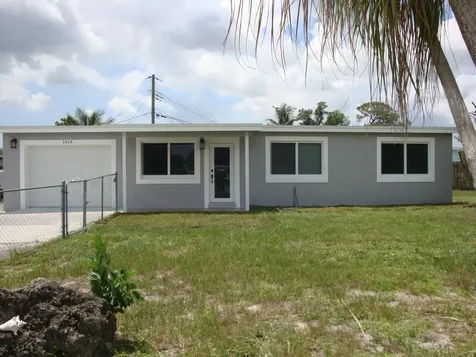 1914 Kudza Road West Palm Beach FL 33415