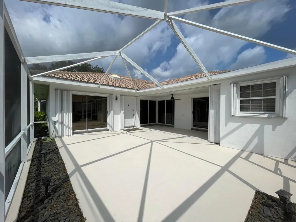 6503 Geminata Oak Court Palm Beach Gardens FL 33410