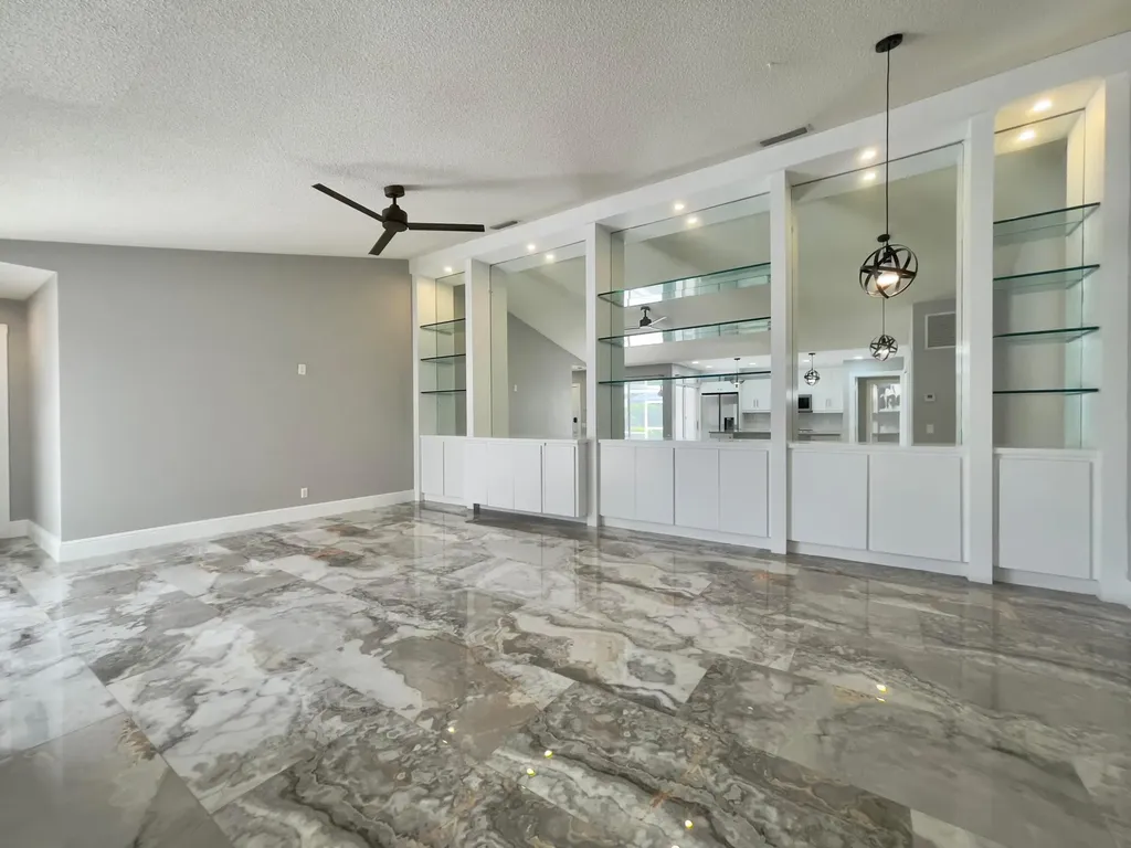 6503 Geminata Oak Court Palm Beach Gardens FL 33410