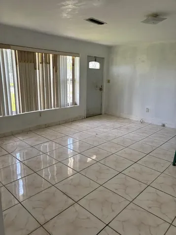 630 SE 2nd Street Belle Glade FL 33430
