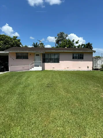 630 SE 2nd Street Belle Glade FL 33430