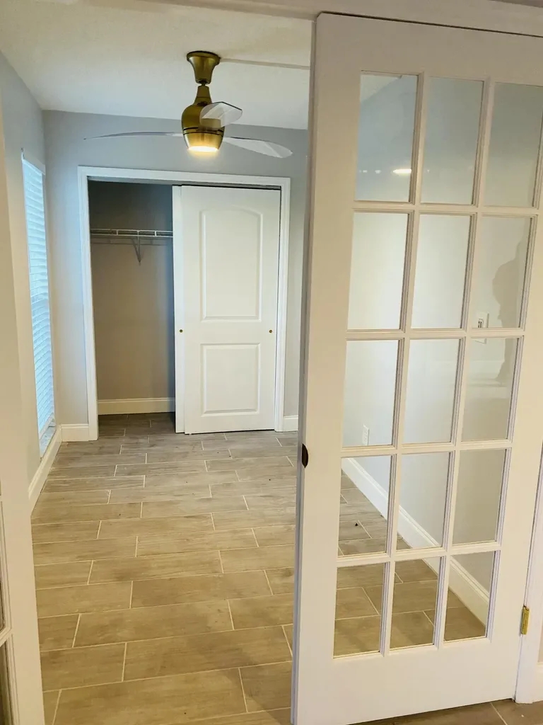 5268 NE 6th Avenue Oakland Park FL 33334