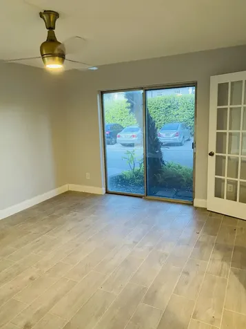5268 NE 6th Avenue Oakland Park FL 33334