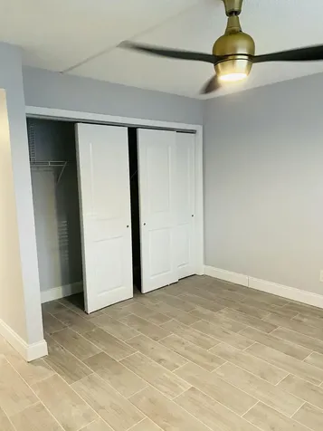 5268 NE 6th Avenue Oakland Park FL 33334