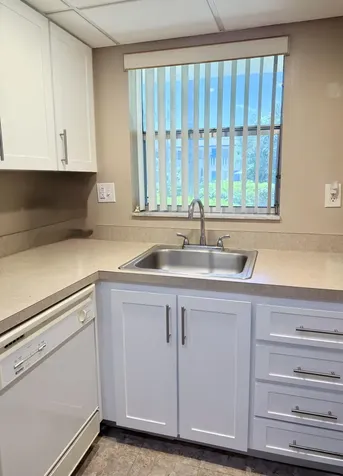 2400 NE 10th Street Pompano Beach FL 33062