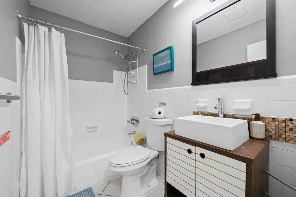3024 NE 2nd Terrace Wilton Manors FL 33334