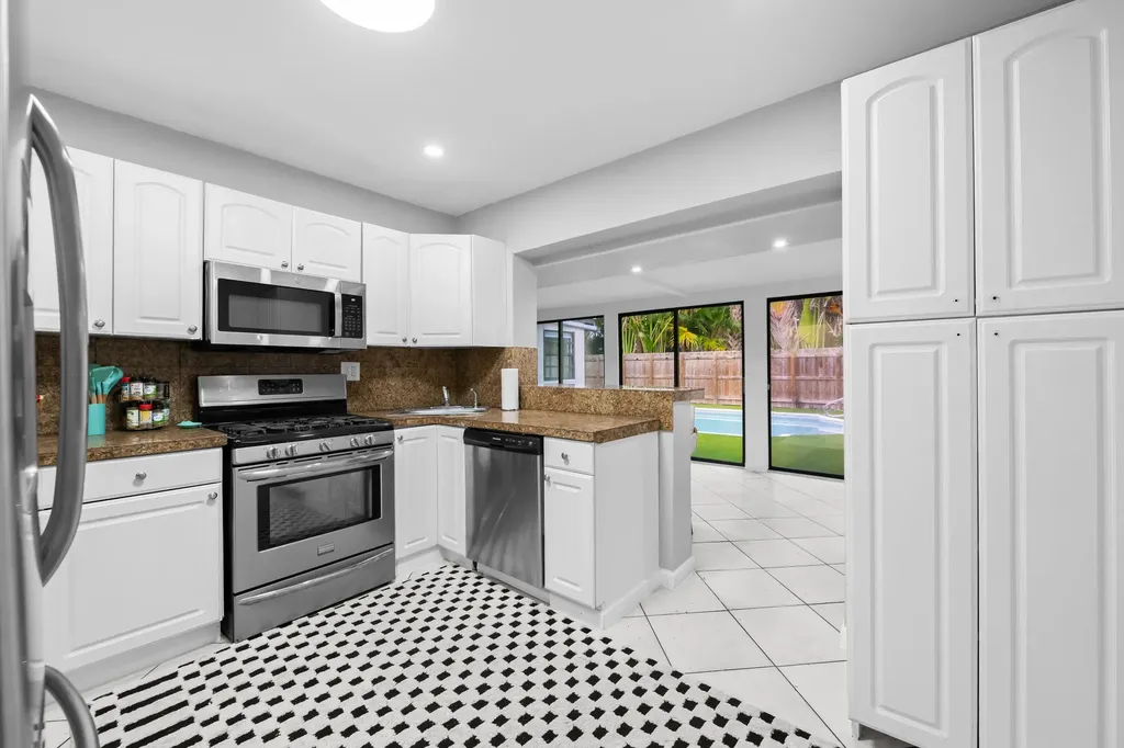 3024 NE 2nd Terrace Wilton Manors FL 33334
