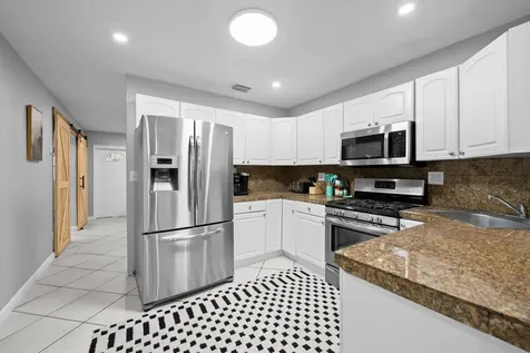 3024 NE 2nd Terrace Wilton Manors FL 33334