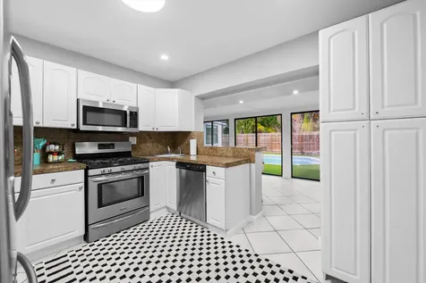 3024 NE 2nd Terrace Wilton Manors FL 33334
