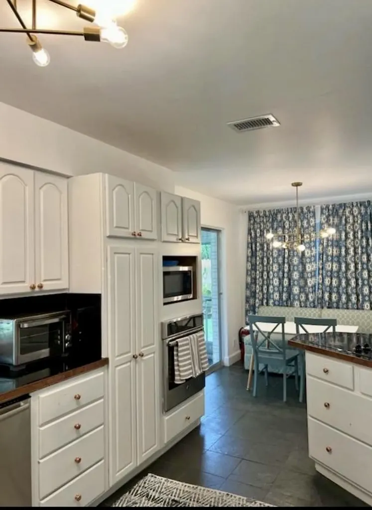 301 SW 8th Terrace Boca Raton FL 33486