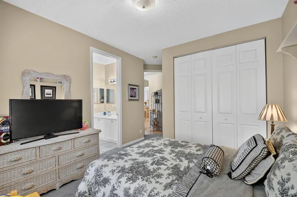 6733 Finamore Circle Lake Worth FL 33467