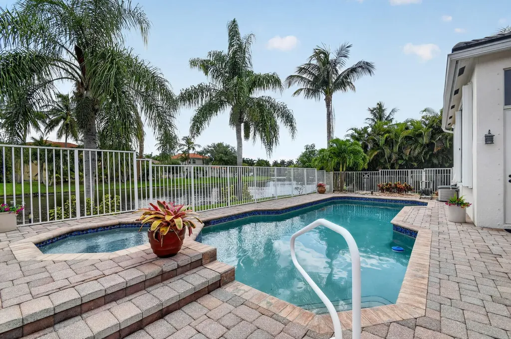 6733 Finamore Circle Lake Worth FL 33467