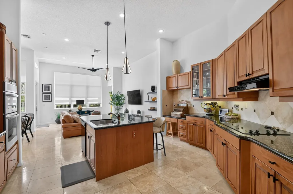 6733 Finamore Circle Lake Worth FL 33467