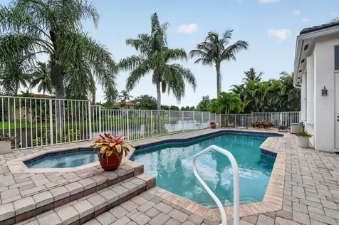6733 Finamore Circle Lake Worth FL 33467