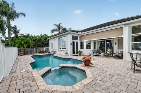 6733 Finamore Circle Lake Worth FL 33467