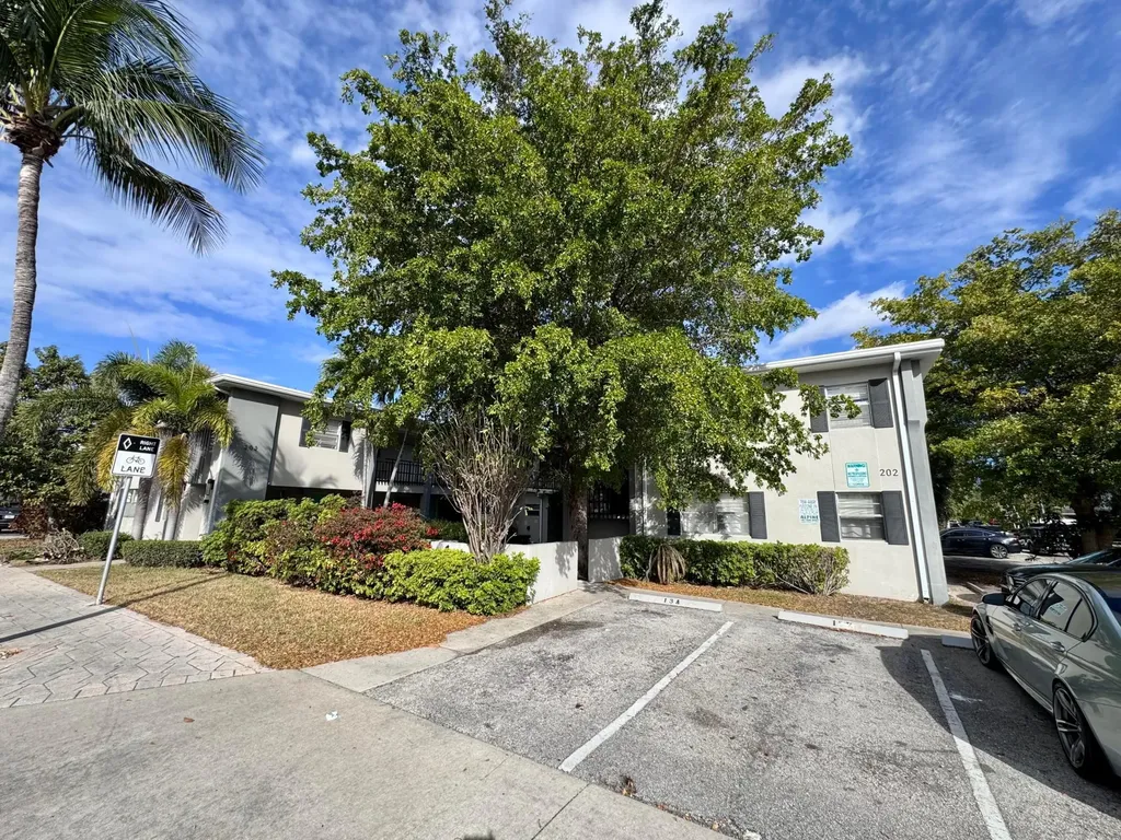 202 Lucerne Avenue Lake Worth Beach FL 33460