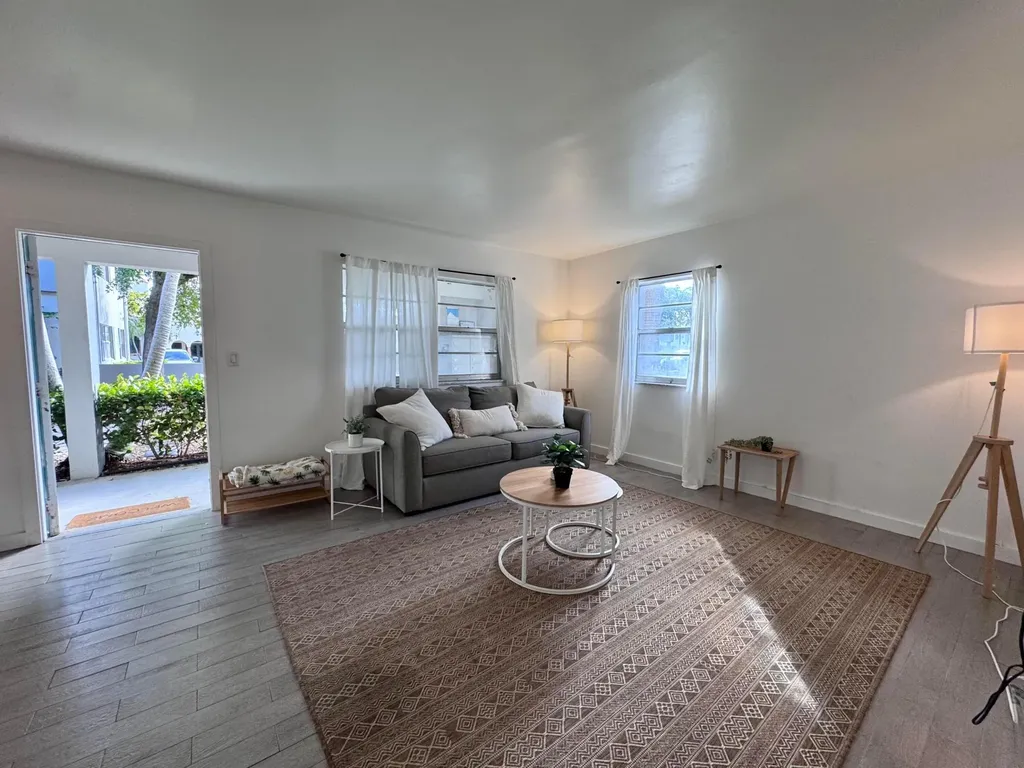 202 Lucerne Avenue Lake Worth Beach FL 33460