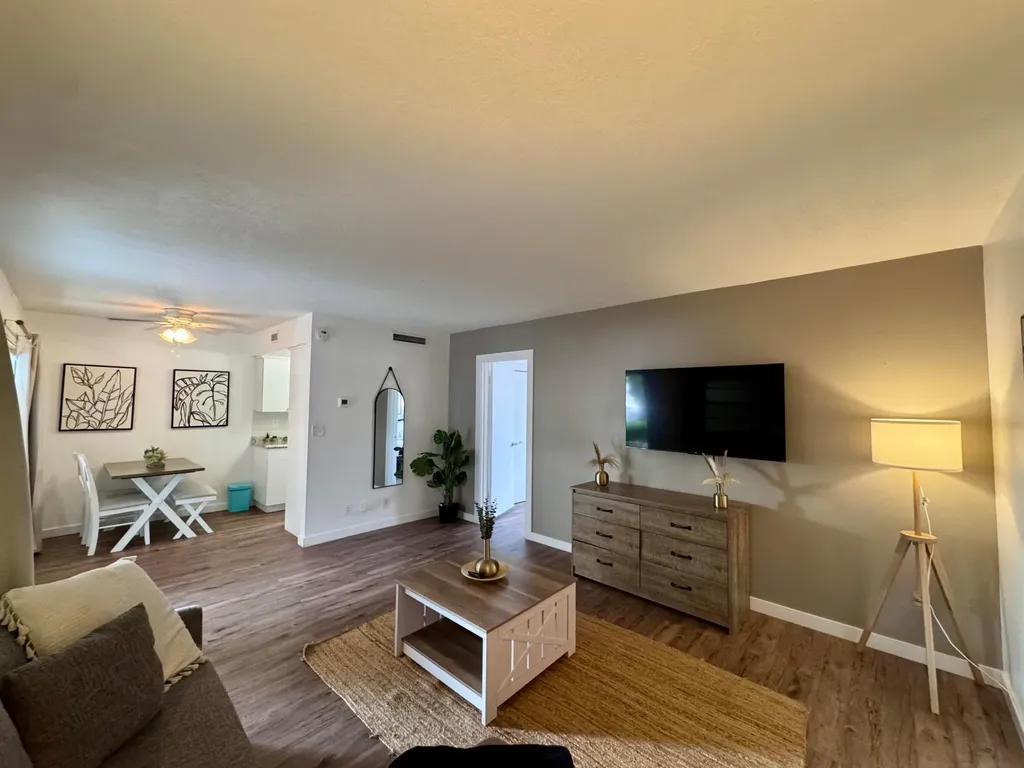 202 Lucerne Avenue Lake Worth Beach FL 33460