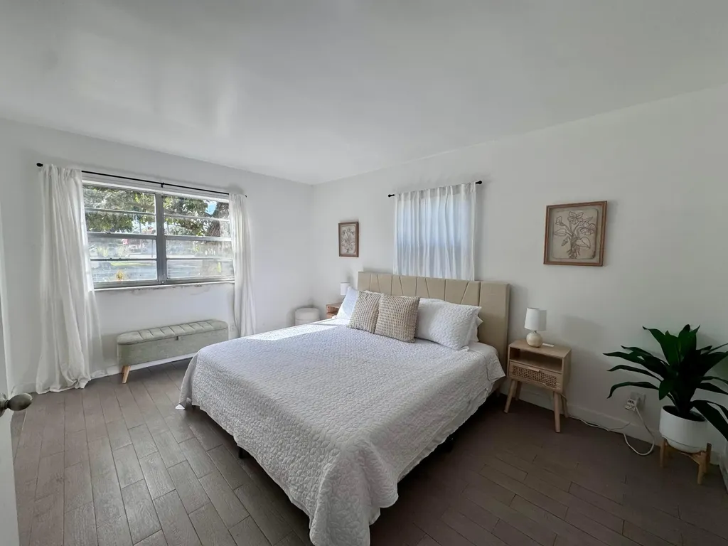 202 Lucerne Avenue Lake Worth Beach FL 33460