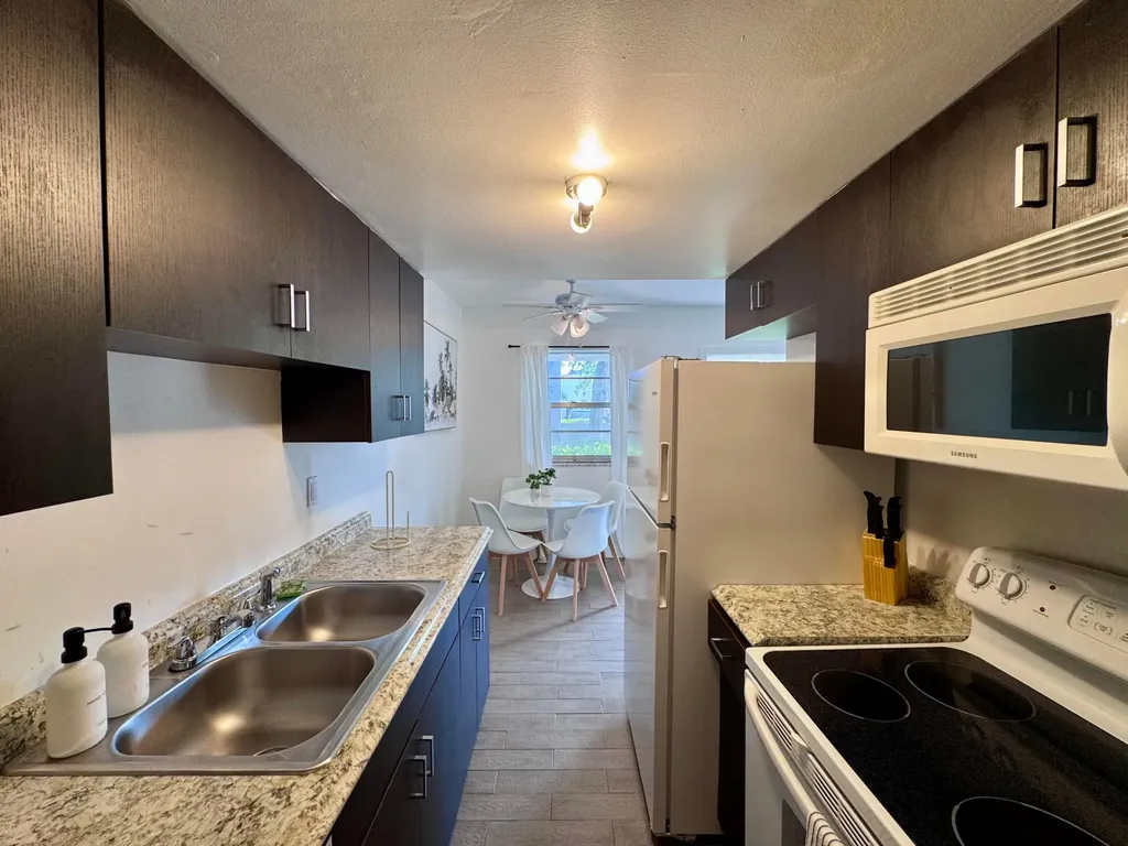 202 Lucerne Avenue Lake Worth Beach FL 33460