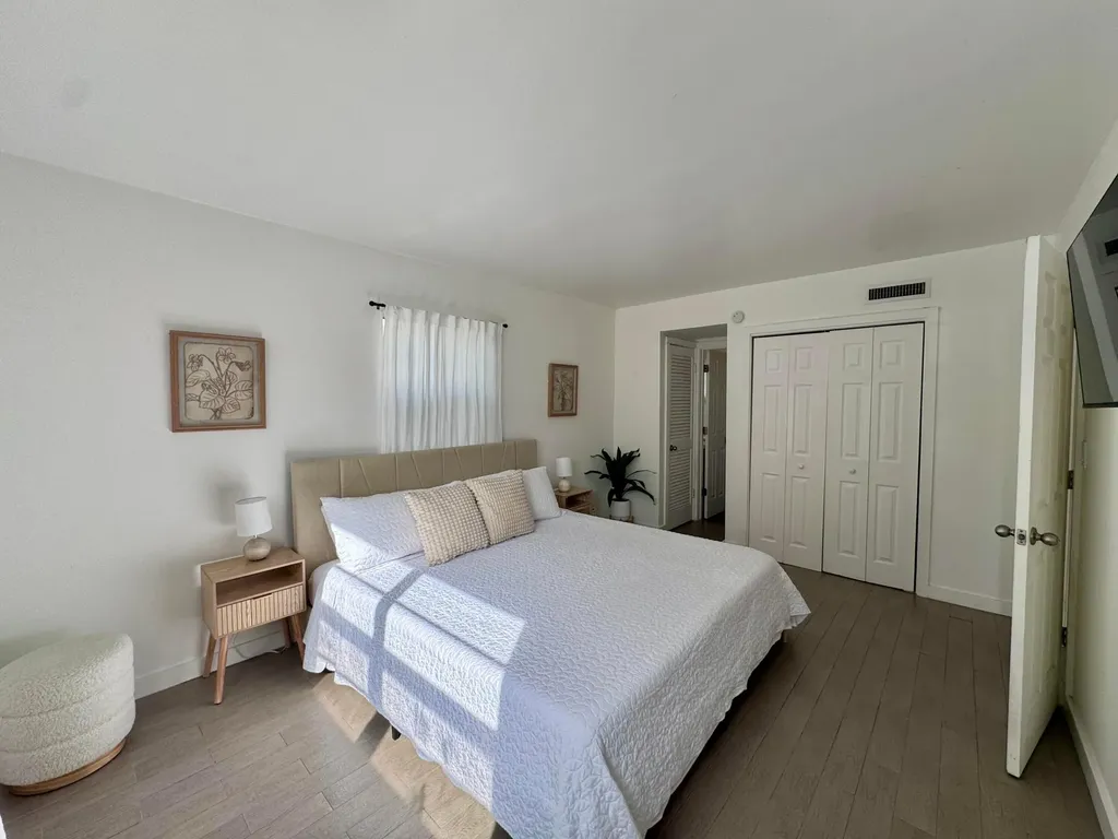 202 Lucerne Avenue Lake Worth Beach FL 33460