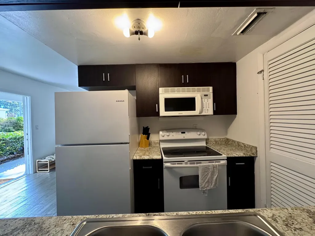 202 Lucerne Avenue Lake Worth Beach FL 33460