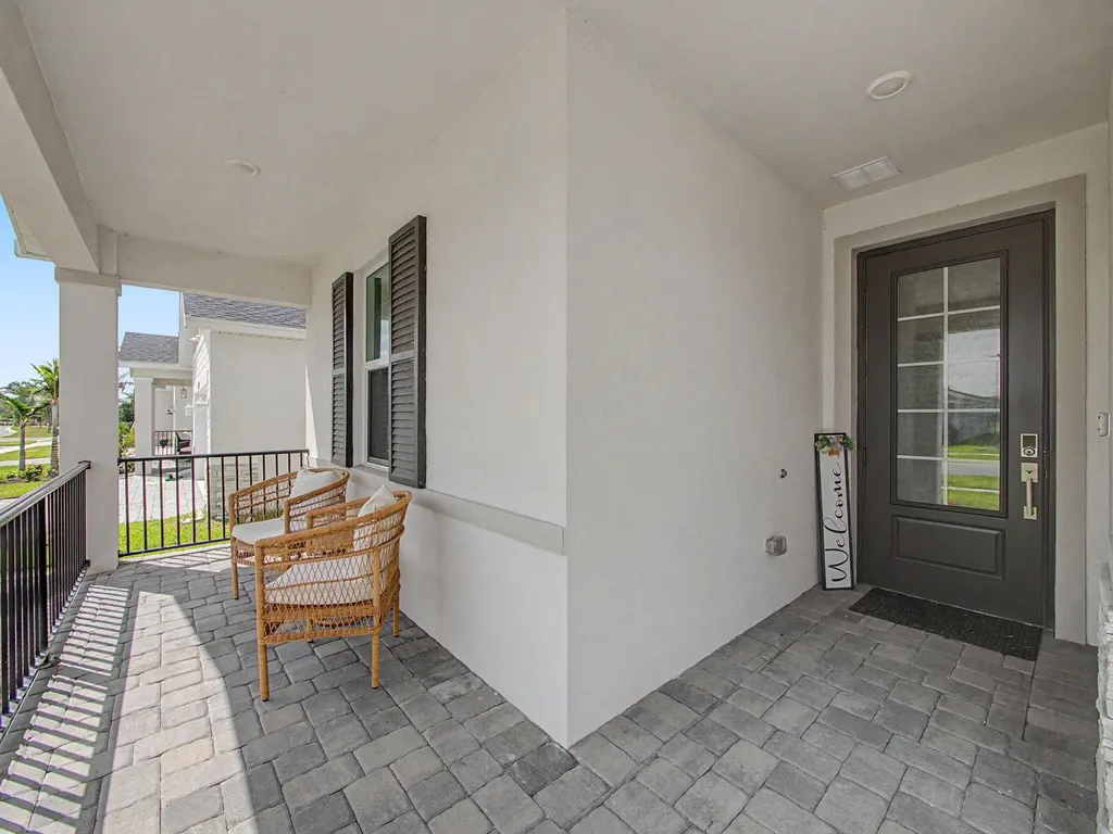 9049 Dahlia Circle Port St Lucie FL 34986