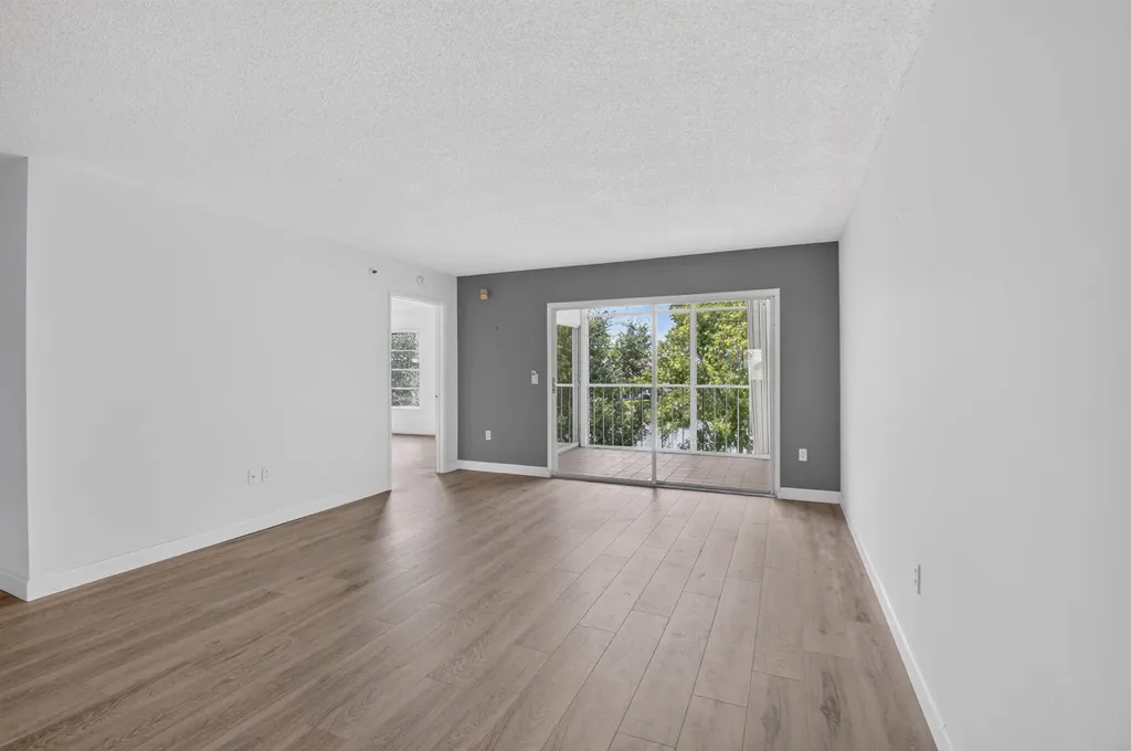 6080 Huntwick Terrace Delray Beach FL 33484