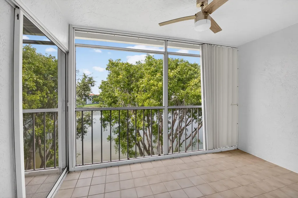6080 Huntwick Terrace Delray Beach FL 33484