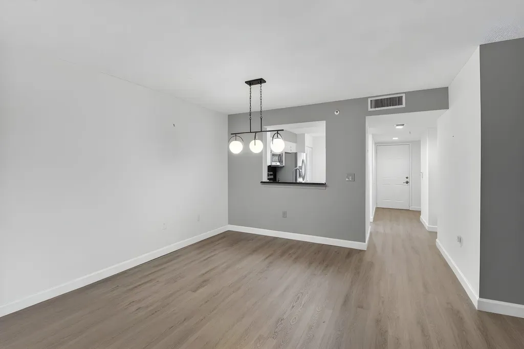 6080 Huntwick Terrace Delray Beach FL 33484
