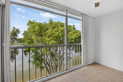 6080 Huntwick Terrace Delray Beach FL 33484