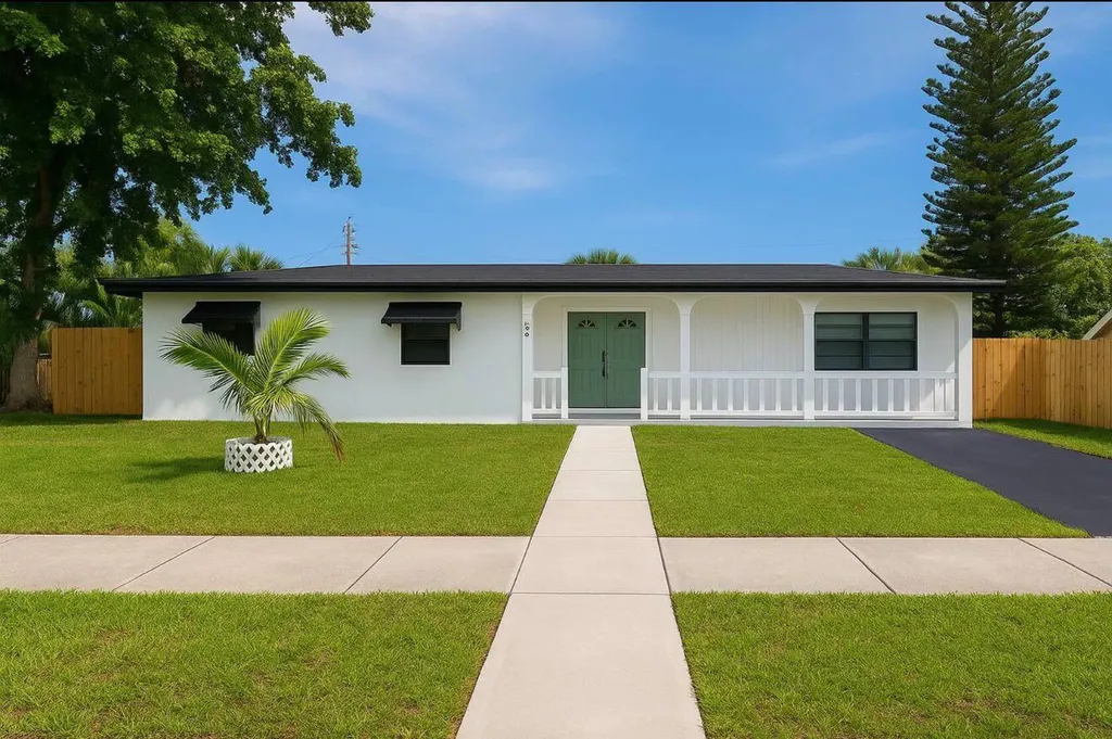 272 NE 44th Street Deerfield Beach FL 33064