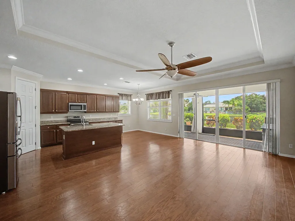 11861 SW Crestwood Circle Port St Lucie FL 34987