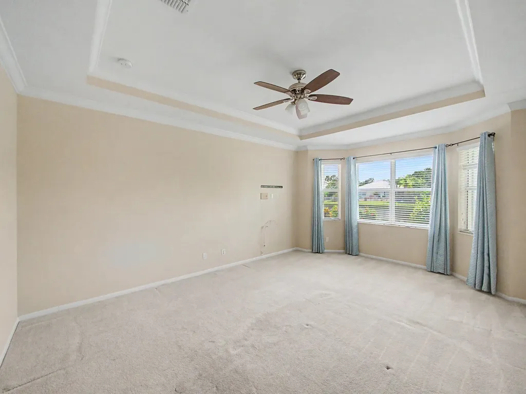 11861 SW Crestwood Circle Port St Lucie FL 34987