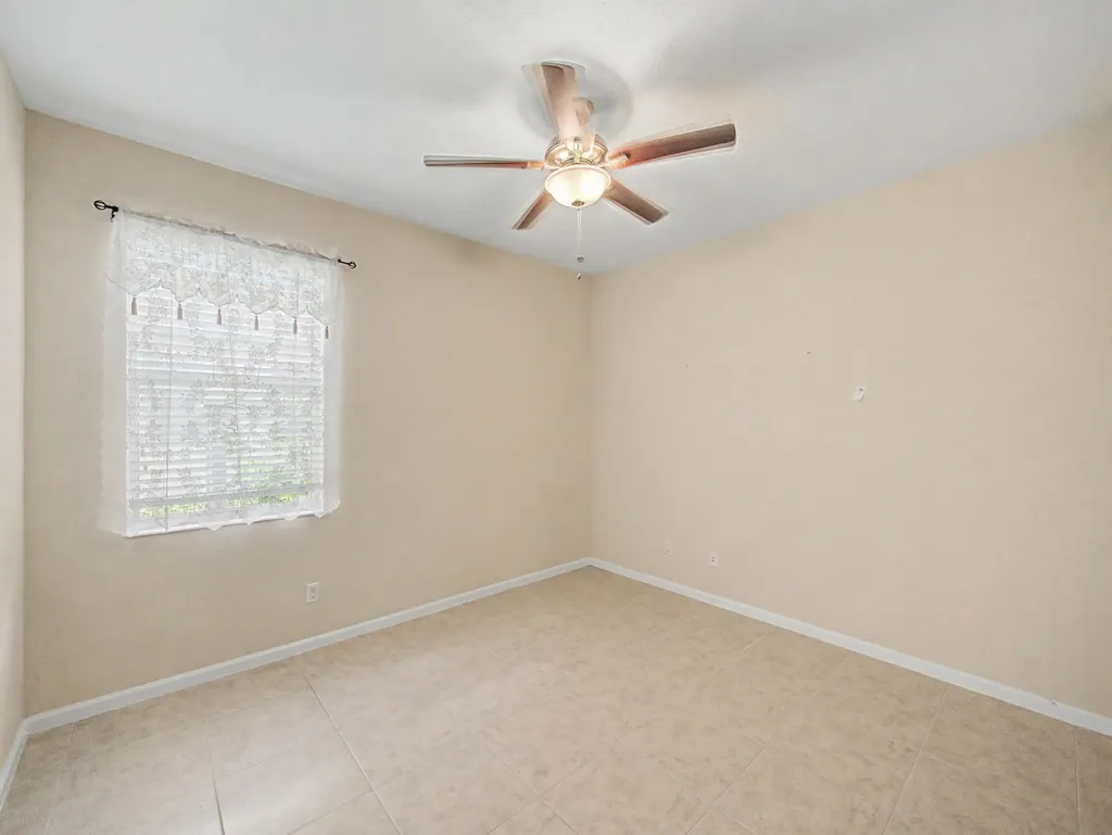 11861 SW Crestwood Circle Port St Lucie FL 34987