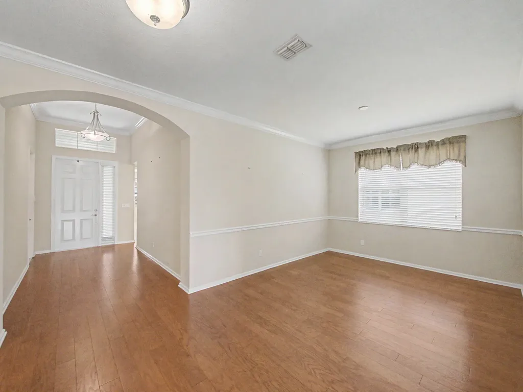 11861 SW Crestwood Circle Port St Lucie FL 34987
