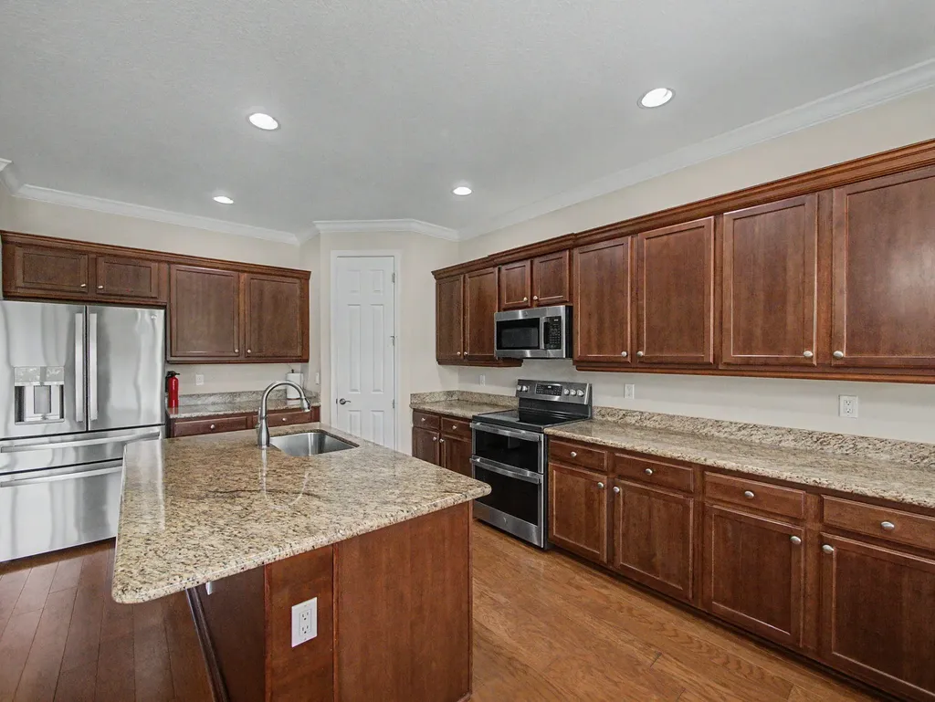 11861 SW Crestwood Circle Port St Lucie FL 34987