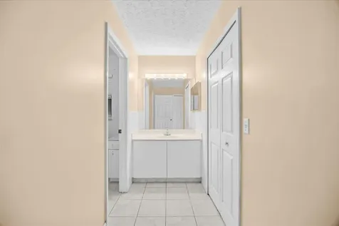 413 European Lane Fort Pierce FL 34982