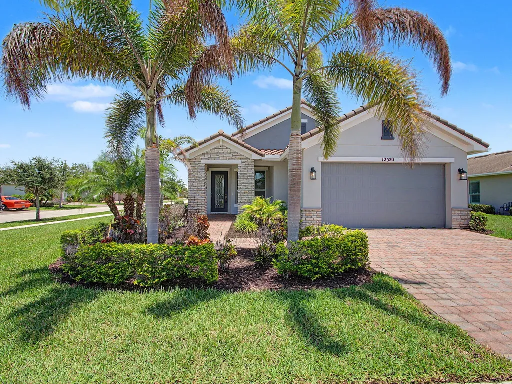 12520 SW Weeping Willow Avenue Port St Lucie FL 34987