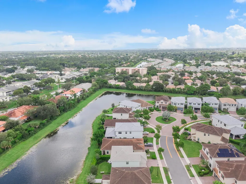 9013 NW 39th Street Coral Springs FL 33065