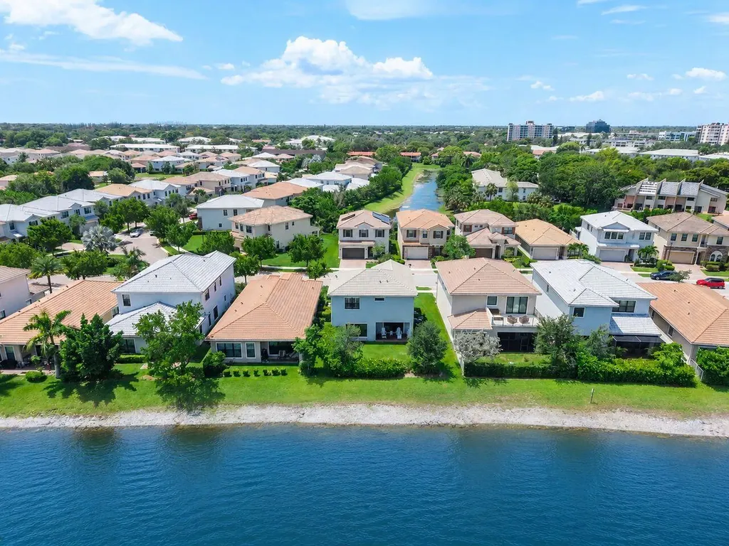 9013 NW 39th Street Coral Springs FL 33065